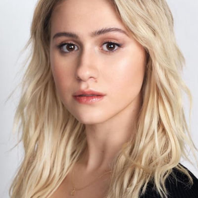 Maria Bakalova image